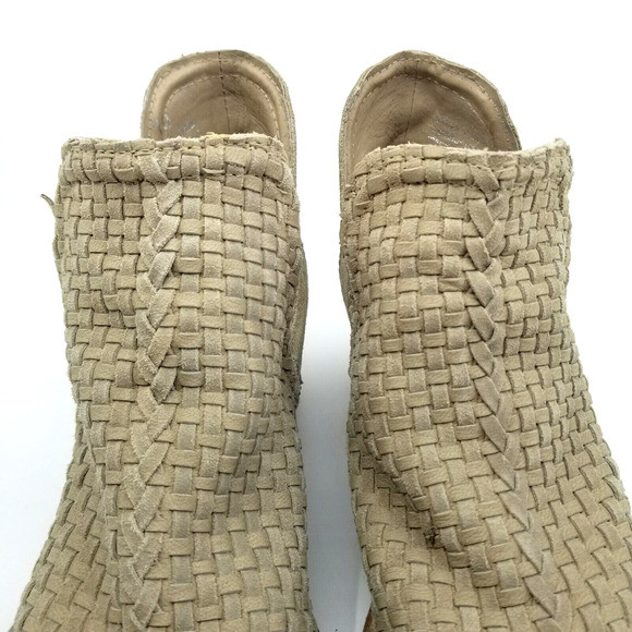 Very Volatile Los Angeles Veracruz Sz 10 Tan Suede Leather Woven Ankle Bootie - Picture 14 of 15